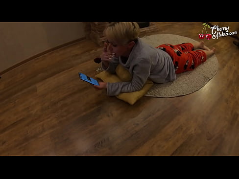 ❤️ Galna blondinen suger en enorm kuk och studsar på den - Analsex ️ Fuckvideo at sv.bsglass.ru ❌❤